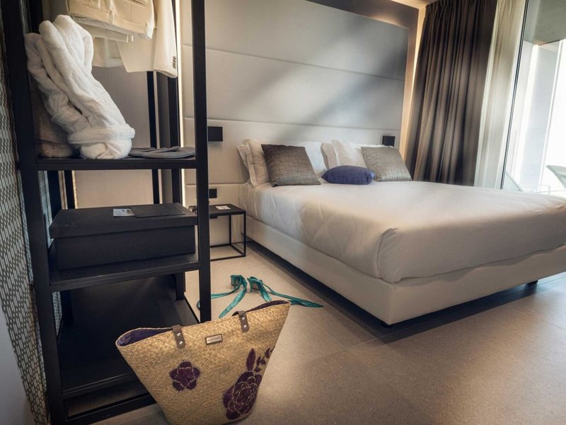 The J44 Lifestyle Hotel 42