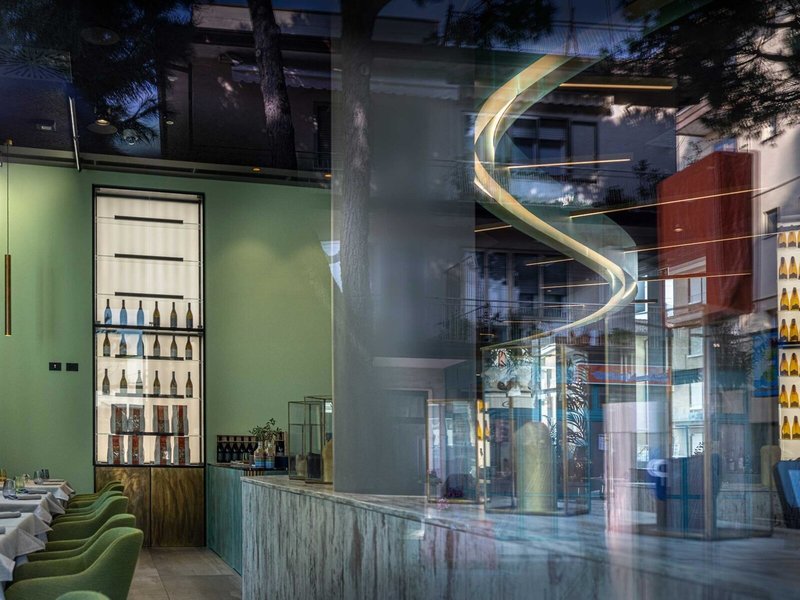 J44 Lifestyle Hotel 24