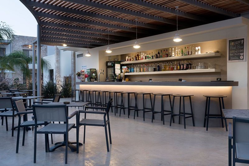 Oneiro Boutique Hotel 13