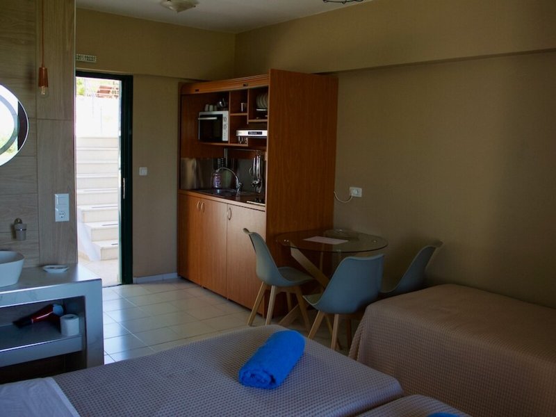 Kekatos Studios 16