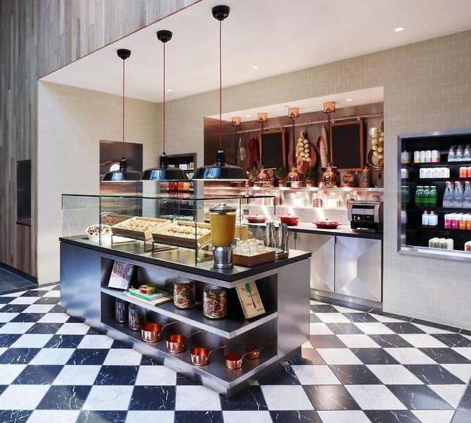 citizenM Los Angeles Downtown 2