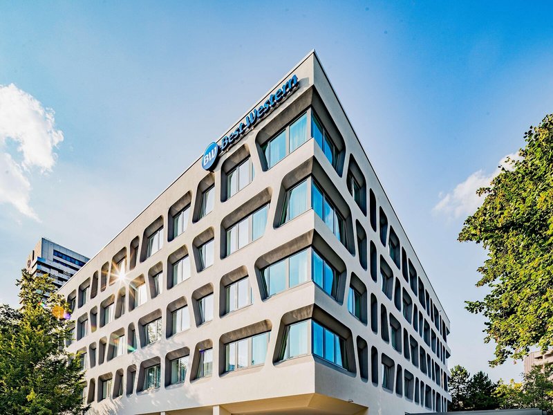 Best Western Hotel Arabellapark München 5