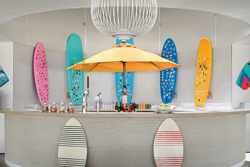 Mövenpick Resort Al Marjan Island 14