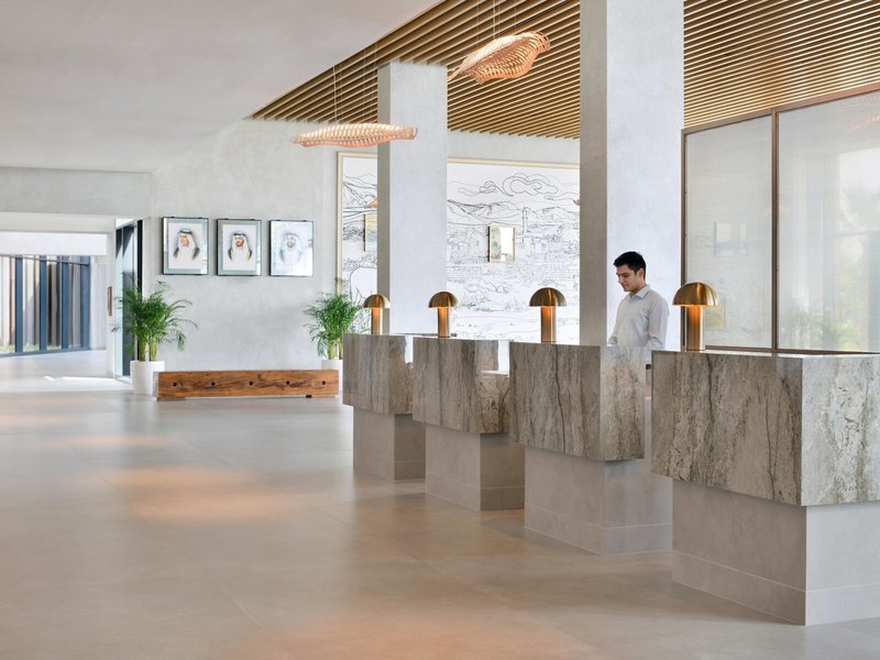 Mövenpick Resort Al Marjan Island 11