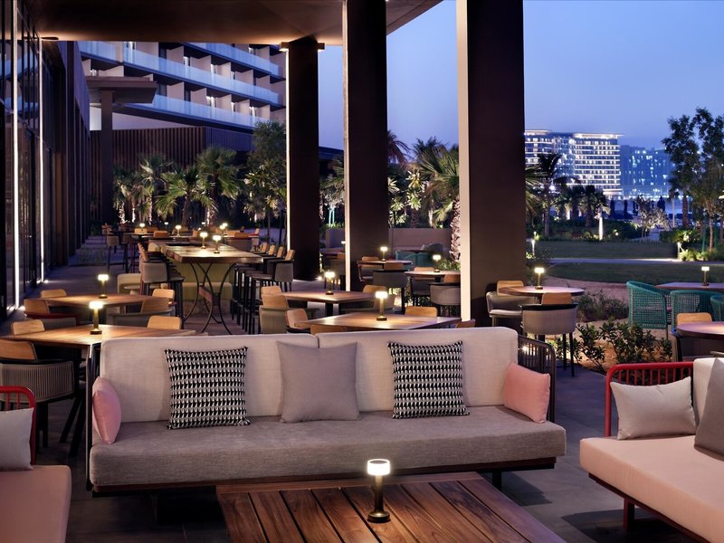 Mövenpick Resort Al Marjan Island 26