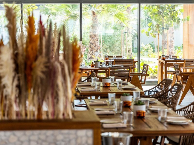 Mövenpick Resort Al Marjan Island 29