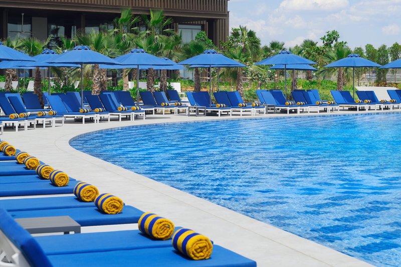 Mövenpick Resort Al Marjan Island 5