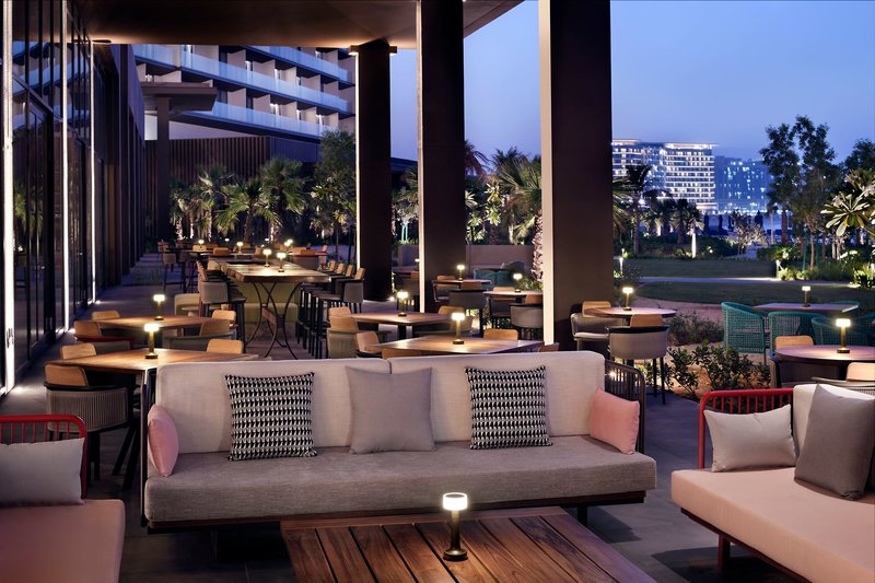 Mövenpick Resort Al Marjan Island 7