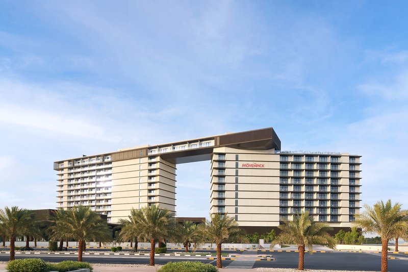 Mövenpick Resort Al Marjan Island 14