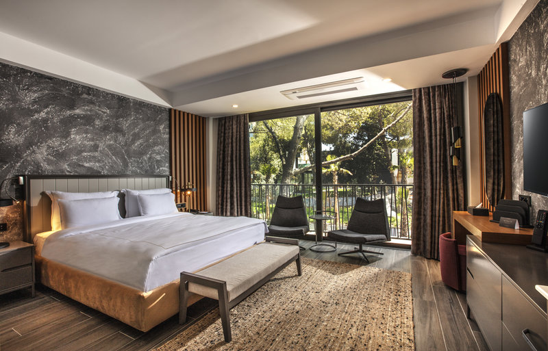 Unique Life Style Hotel 18