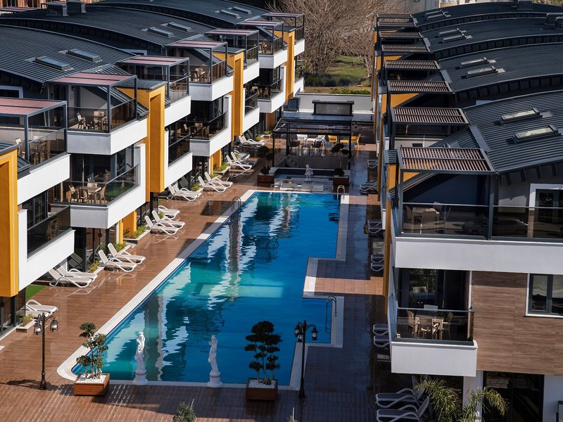 Elysium Green Suites Hotel 5