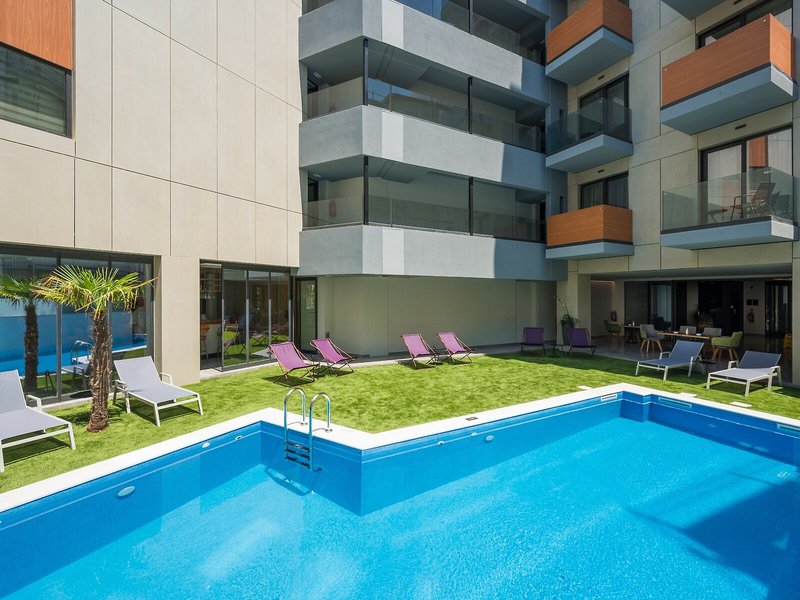 Hyperion City Hotel 10