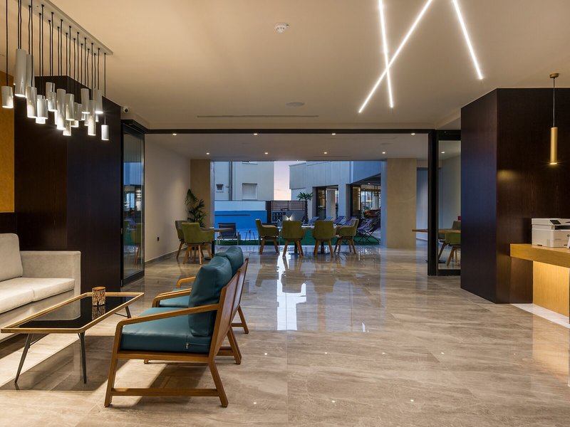 Hyperion City Hotel 14