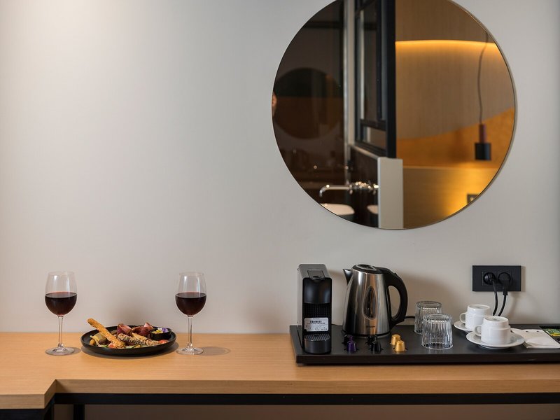 Hyperion City Hotel 19