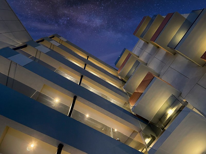 Hyperion City Hotel