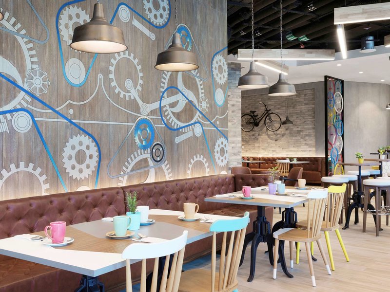 Adagio Premium The Palm 9