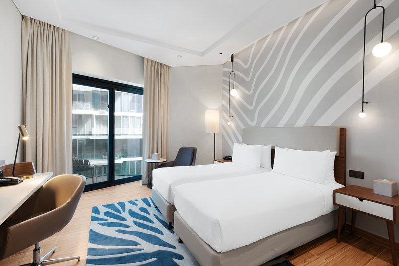 Adagio Premium The Palm 15