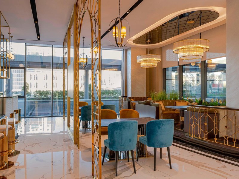 Mövenpick Living Istanbul 9