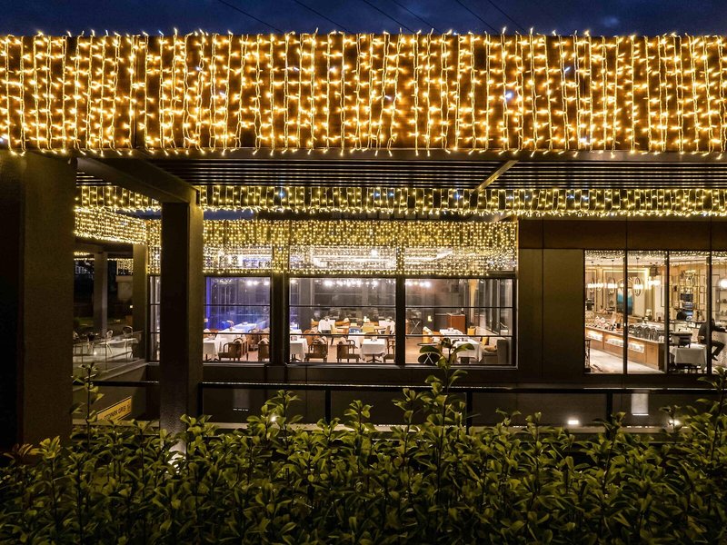 Mövenpick Living Istanbul 22