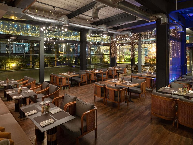 Mövenpick Living Istanbul 26