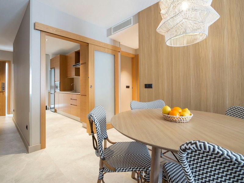 Goodnight Cadiz Apartments 7