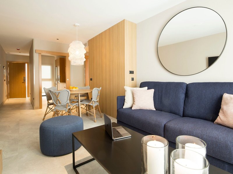 Goodnight Cadiz Apartments 14