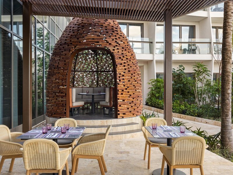 Hilton Cancun, an All-Inclusive Resort 11