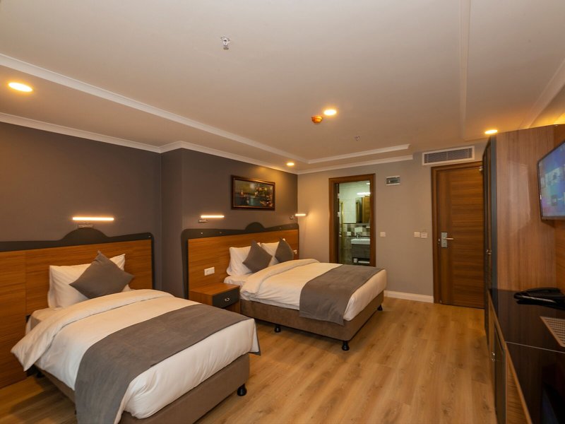 New Emin Hotel 32