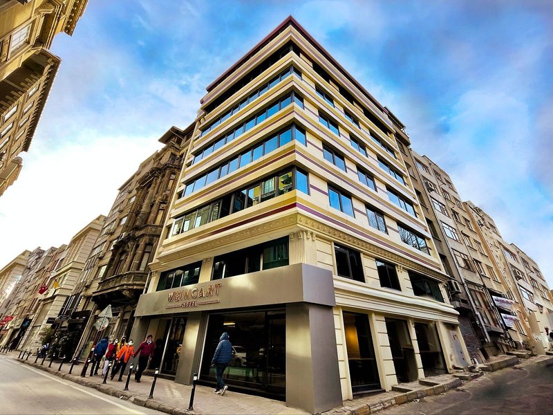 Weingart Hotel 2