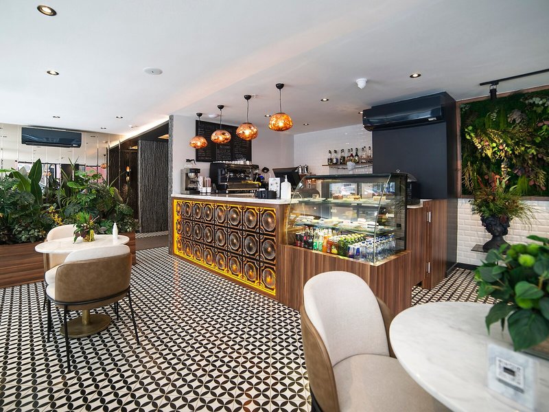 Weingart Hotel 6