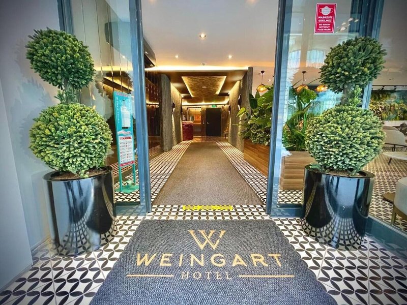 Weingart Hotel 10