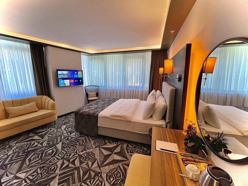 Weingart Hotel 17