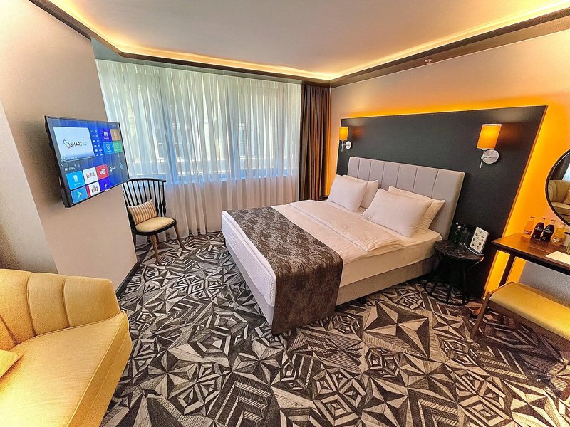 Weingart Hotel 21