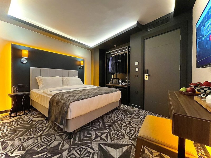Weingart Hotel 34