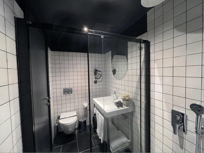 Weingart Hotel 40