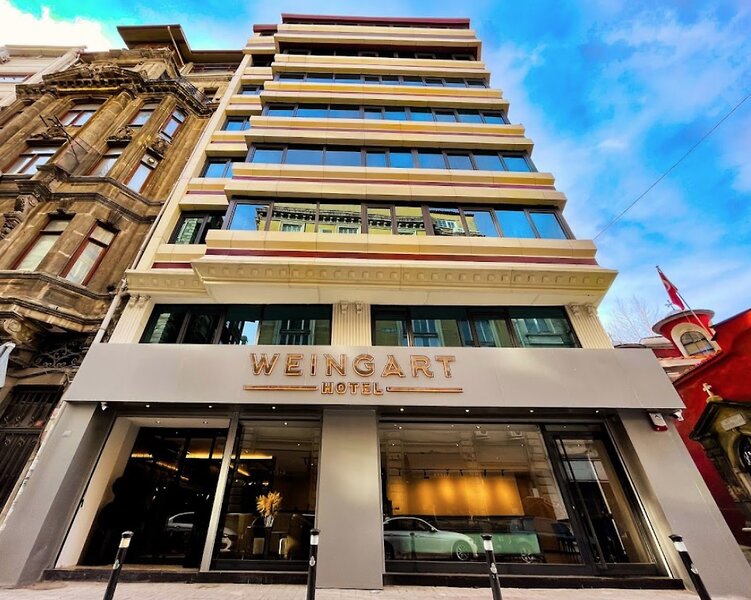 Weingart Hotel 1