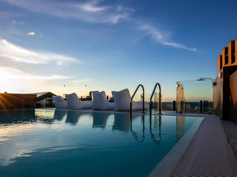Azzoli Apartments & Skypool 5