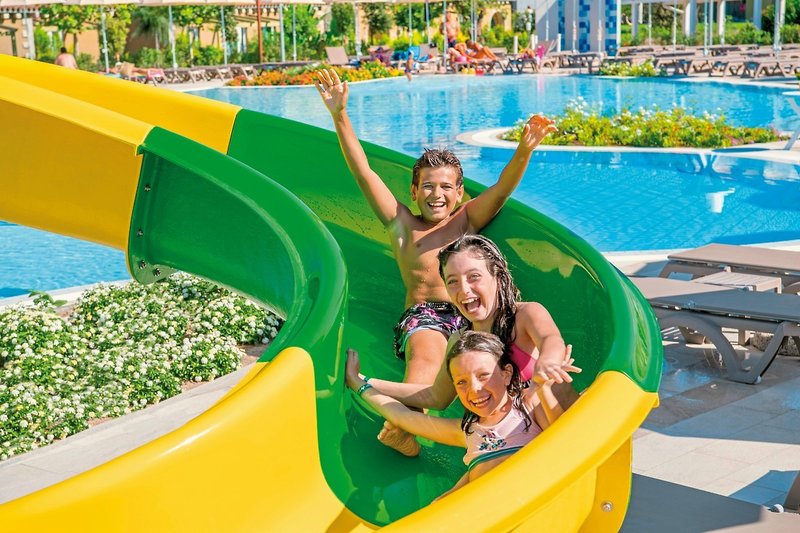 Bluserena Is Serenas Badesi Village 5