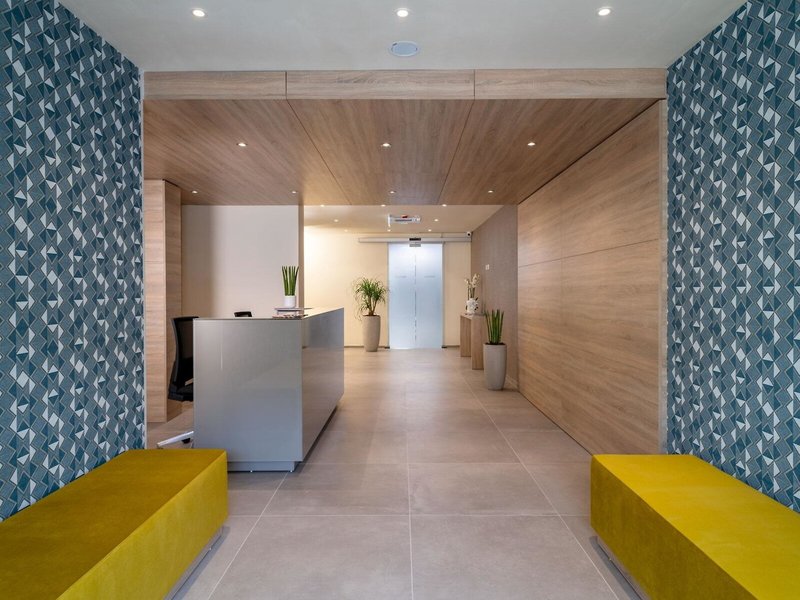 Palace Lido Hotel & Suites 9