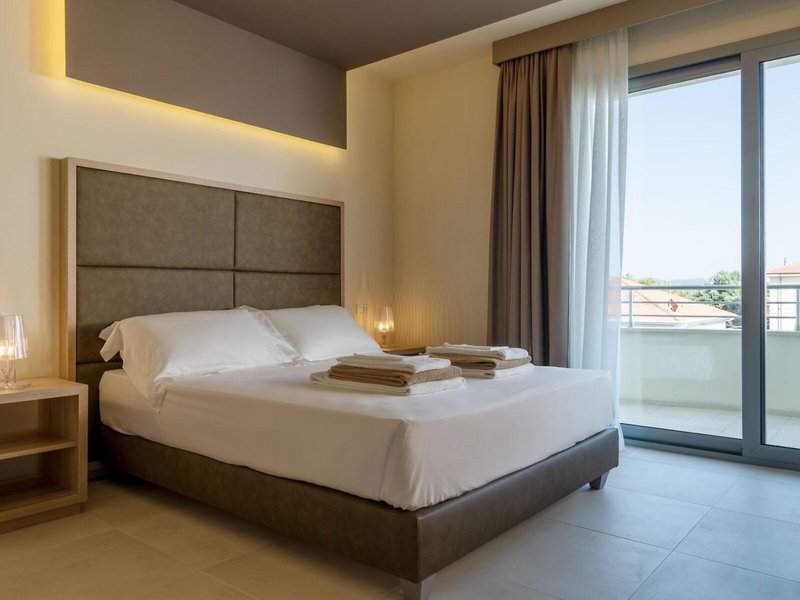 Palace Lido Hotel & Suites 17