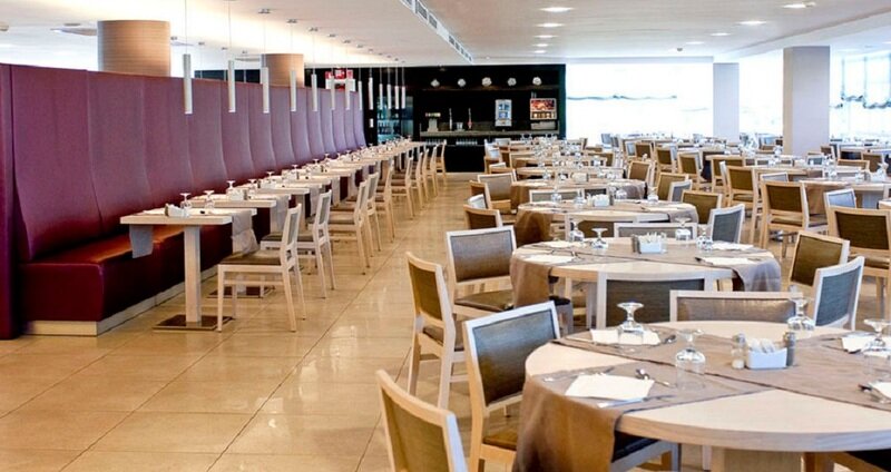 Beach Club Font de Sa Cala 8