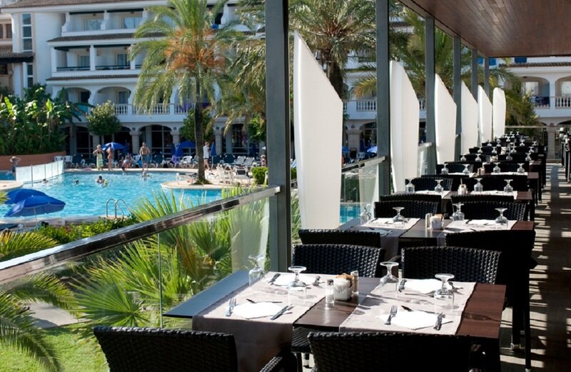 Beach Club Font de Sa Cala 9