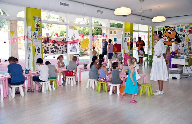 Beach Club Font de Sa Cala 17