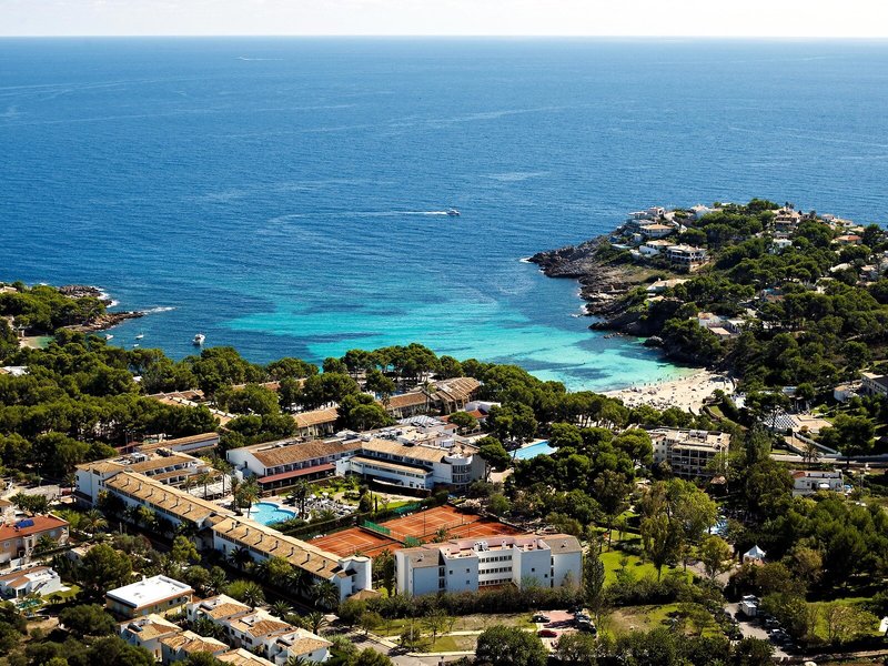 Beach Club Font de Sa Cala 3