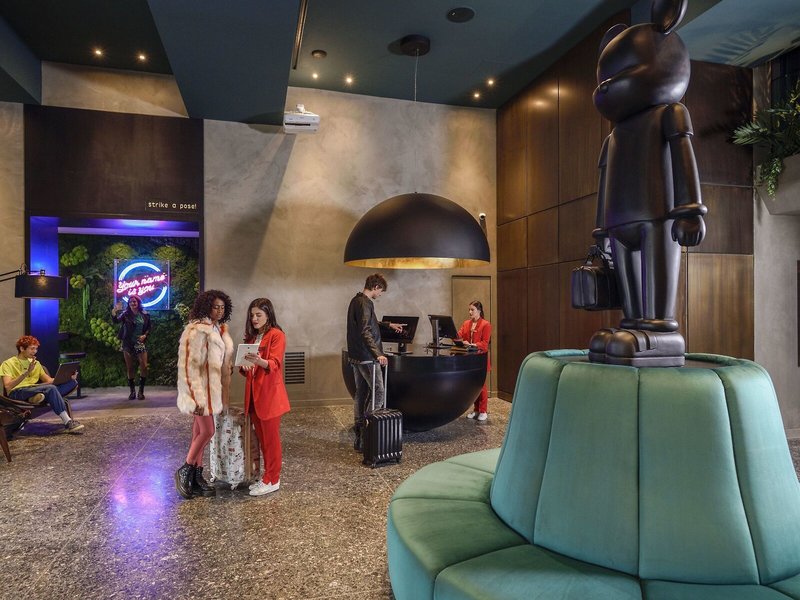 Onoma Hotel 9