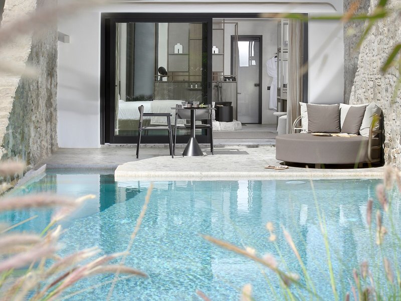 Aeonic Suites & Spa Mykonos 6