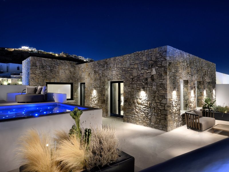 Aeonic Suites & Spa Mykonos 7