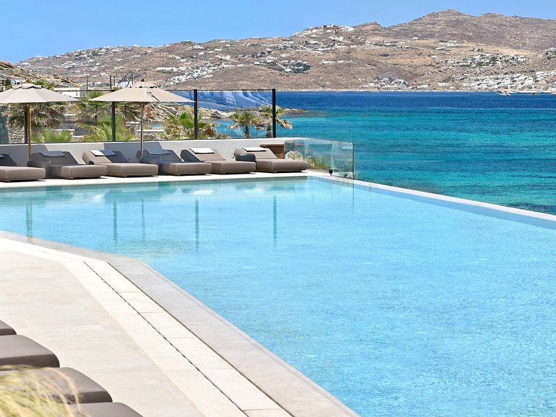 Aeonic Suites & Spa Mykonos 13