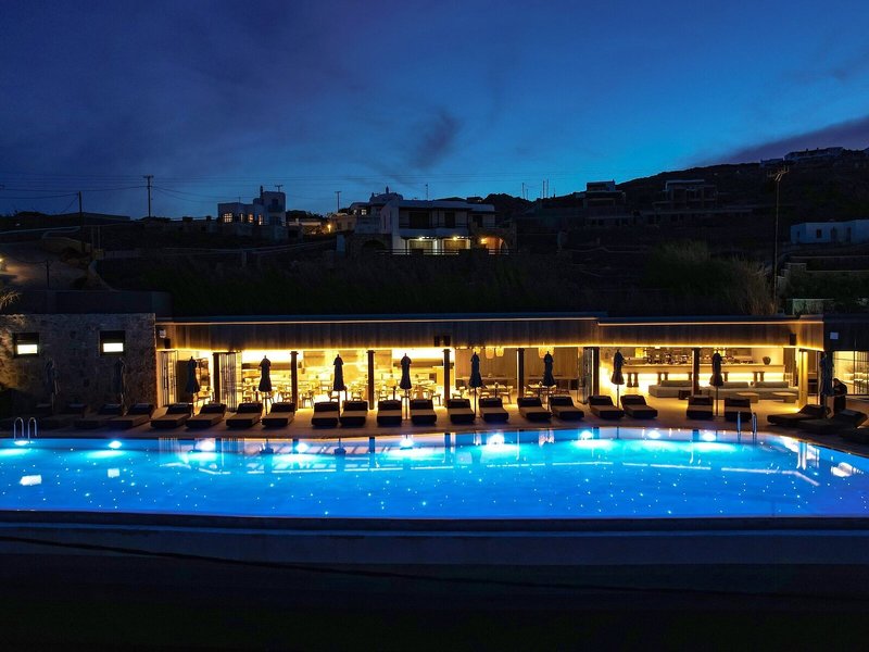 Aeonic Suites & Spa Mykonos 20