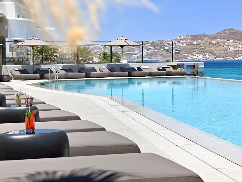 Aeonic Suites & Spa Mykonos 22